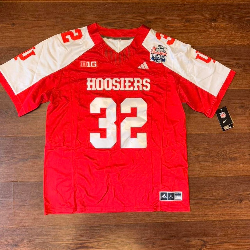 Nike red & white Indiana Hoosiers jersey Size XL